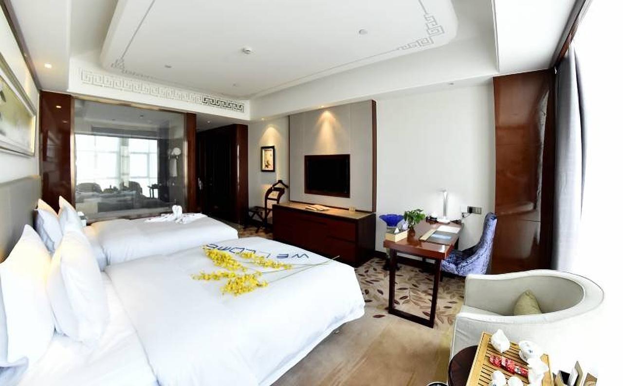 Xining Sapphire Hotel Exterior photo